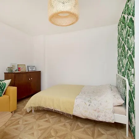 Cute Apartment, Next To Old Town, With Free Parking טאלין