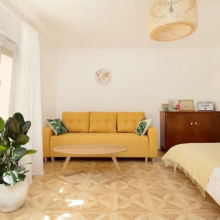 דירה Cute Apartment, Next To Old Town, With Free Parking טאלין
