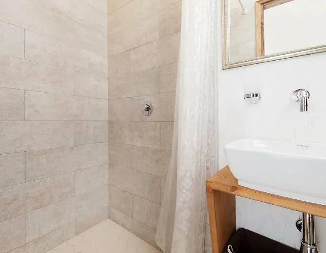 شقة Cute Apartment, Next To Old Town, With Free Parking